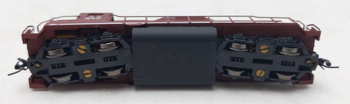 Micro-Trains 98101102 Z Rock Island GP35 Powered Diesel Locomotive #322 LN/Box