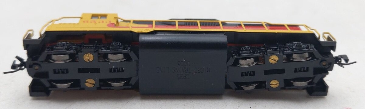 Micro Trains 98125150 N Scale Southern Pacific GP35 Diesel Locomotive #6533 LN/Box