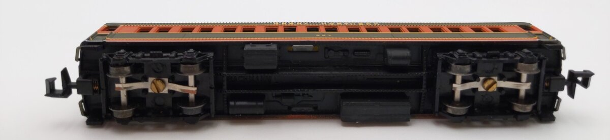 Bachmann 13063 N Scale Great Northern Coach w/Lights #967 LN/Box