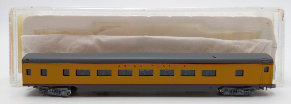 Con-Cor 4001 N Scale Union Pacific 85' Passenger Coach Car-Custom/Box