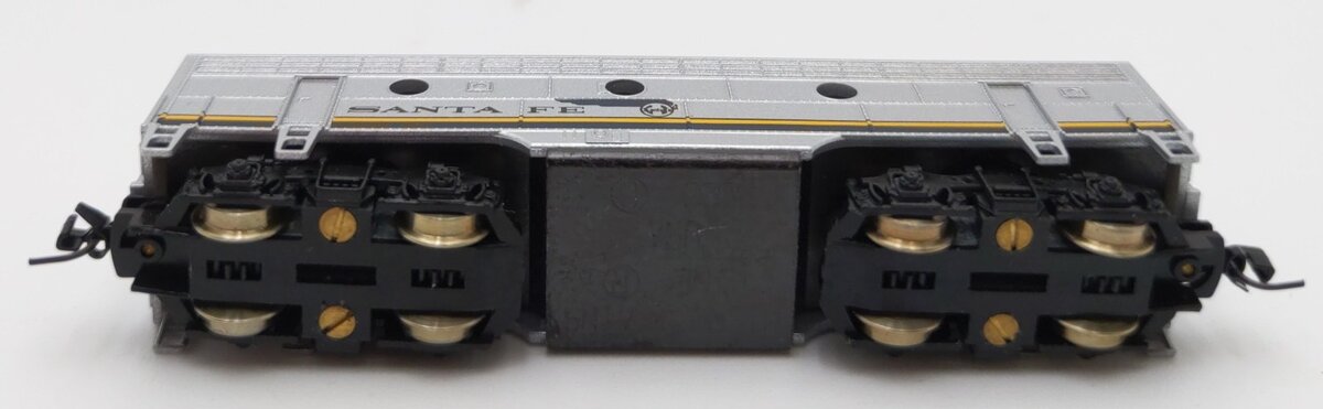 Micro-Trains 17010-2 Z Scale Santa Fe F-7 B Dummy Unit Diesel Locomotive LN/Box