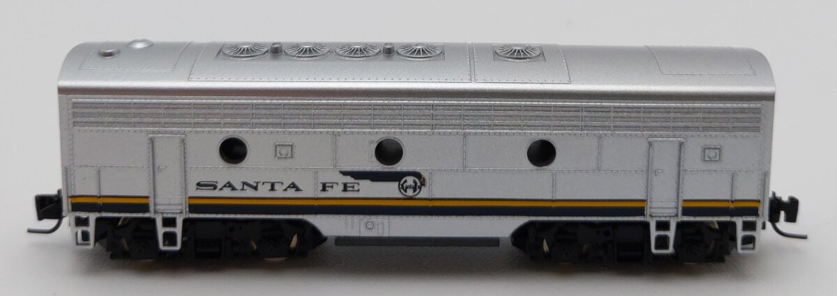 Micro-Trains 17010-2 Z Scale Santa Fe F-7 B Dummy Unit Diesel Locomotive LN/Box