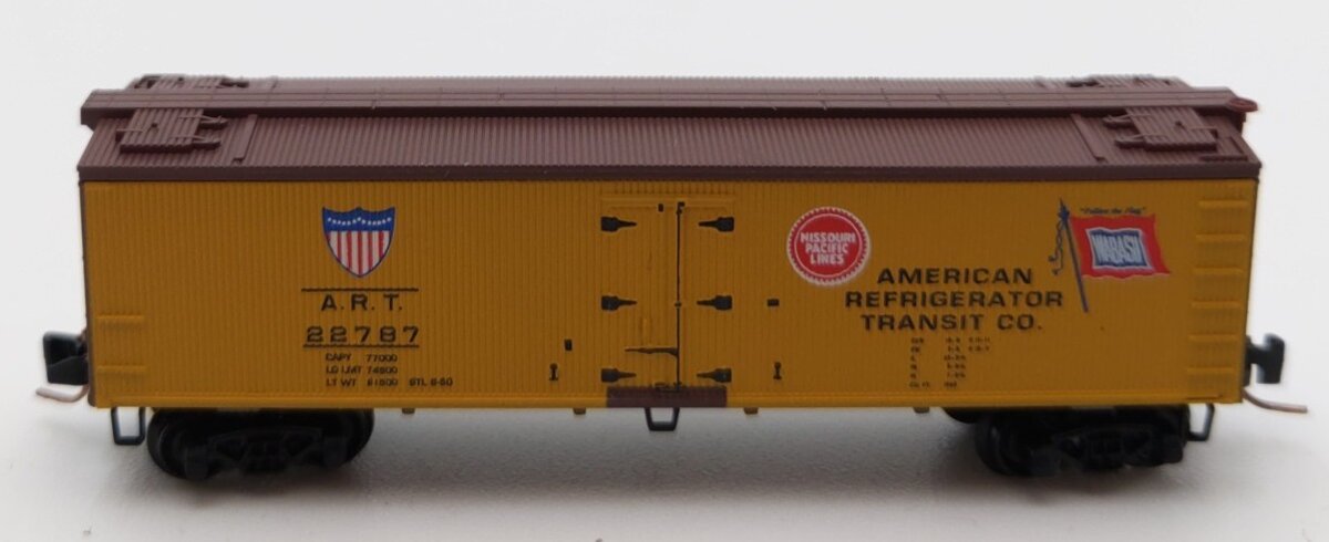 Micro-Trains 51800041 Z American Refrigerator Transit Co 40' Wood Reefer #22787 LN/Box