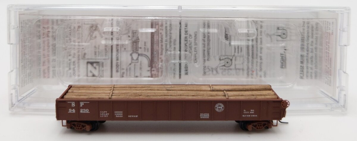 MicroTrains 52300030 Z Southern Pacific 50' Straight Side Gondola w/Scrap Load LN/Box