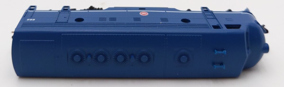 Micro-Trains 98001260 Z Missouri Pacific EMD F7-A Powered Diesel Locomotive #833 LN/Box