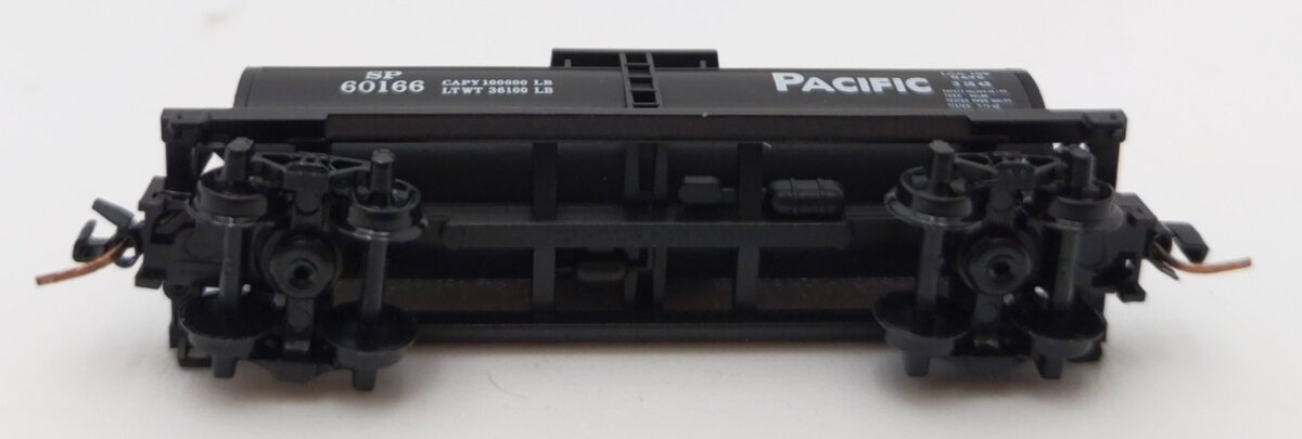 Micro-Trains 53000081 Z Southern Pacific 40' Single-Dome Tank Car #60166 LN/Box