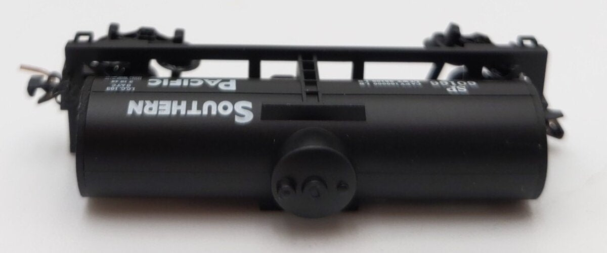 Micro-Trains 53000081 Z Southern Pacific 40' Single-Dome Tank Car #60166 LN/Box