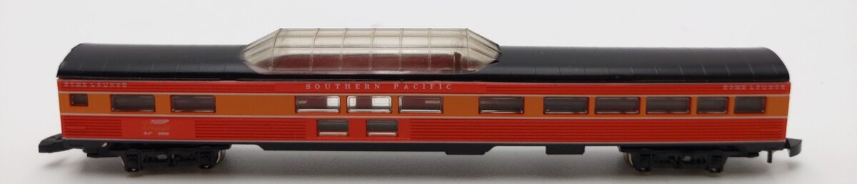 Marklin 8787 Z Southern Pacific Daylight Vista Dome Car #3800 LN