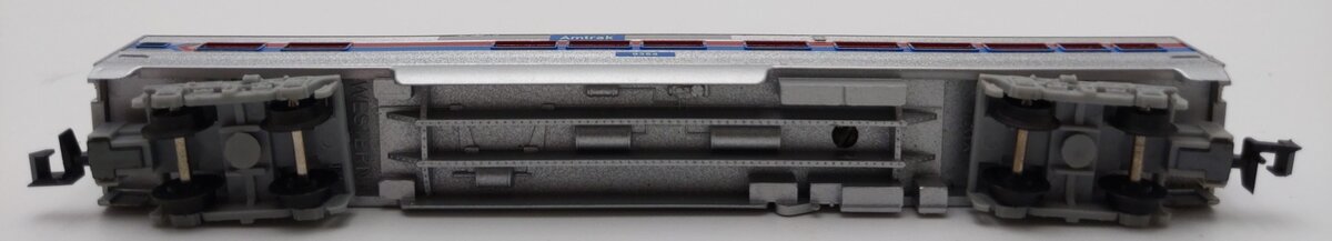 Minitrix 3053 N Scale Amtrak vista Dome Passenger Car #9354 EX/Box