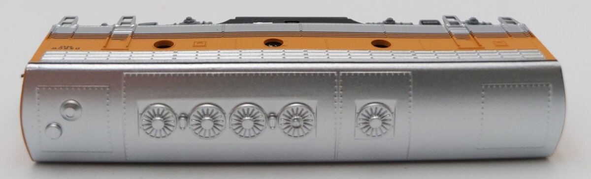 Micro-Trains 98002391 Z DRGW F7 Powered B-Unit Diesel Locomotive #5642 LN/Box