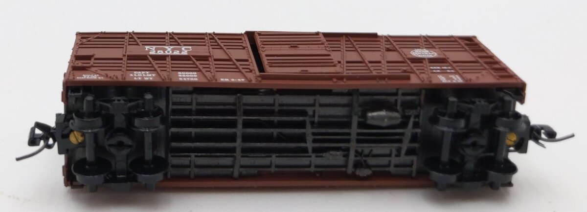 Micro-Trains 13806-2 Z Scale New York Central Stock Car #28022 LN/Box