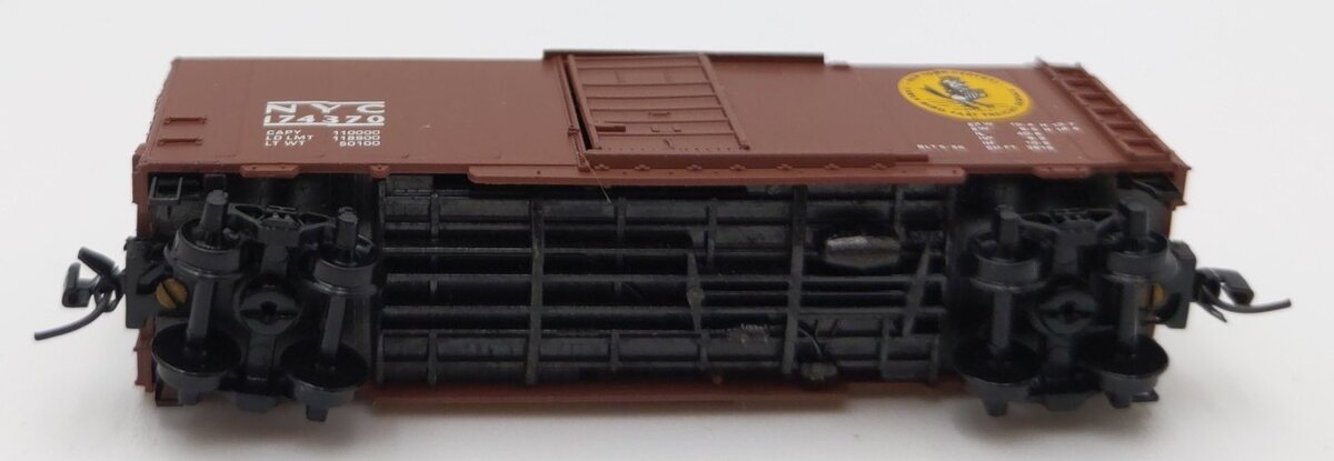 Micro-Trains 14117-2 Z Scale New York Central Boxcar #174370 LN/Box