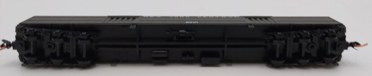 Micro-Trains 14700130 N Scale New York Central 70' Heavyweight Baggage Car #8601 LN/Box