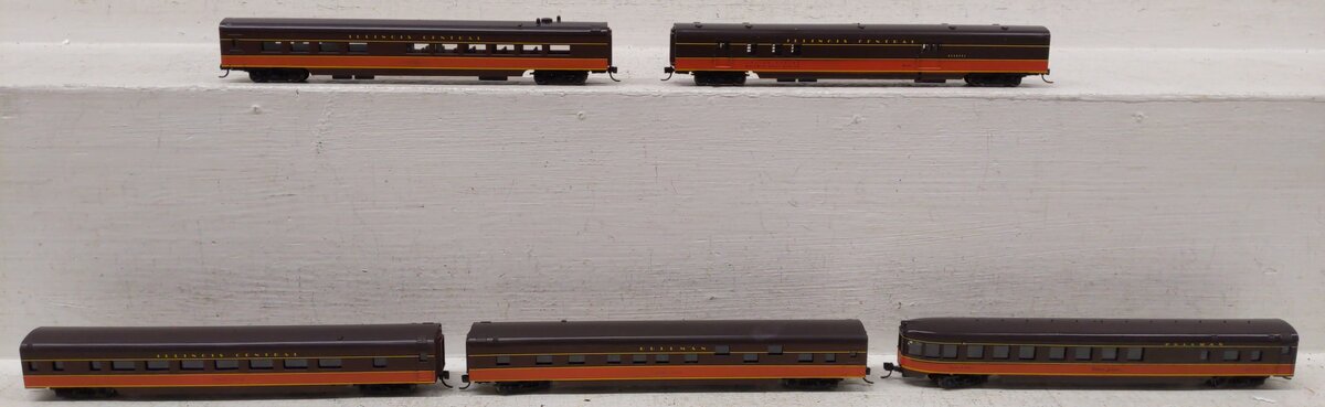Con-Cor 0001-004024 Illinois Central N Scale 5-Car Passenger Set w/Lights EX