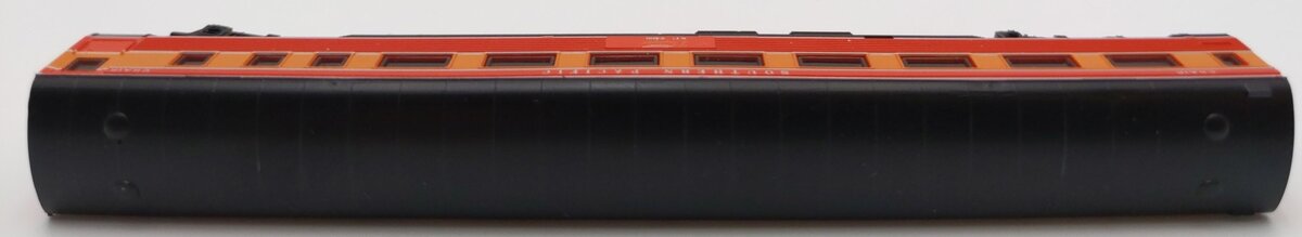 Marklin 8784 Z Scale Southern Pacific Daylight Passenger Sleeper Car EX/Box