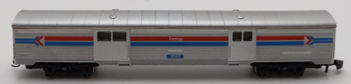 Marklin 8764 Z Scale Amtrak Passenger Baggage Car #1047 EX