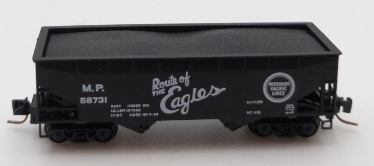 Micro-Trains 53300091 Z MP 33' 2-Bay Offset-Side Open Hopper w/Load #58731 LN/Box