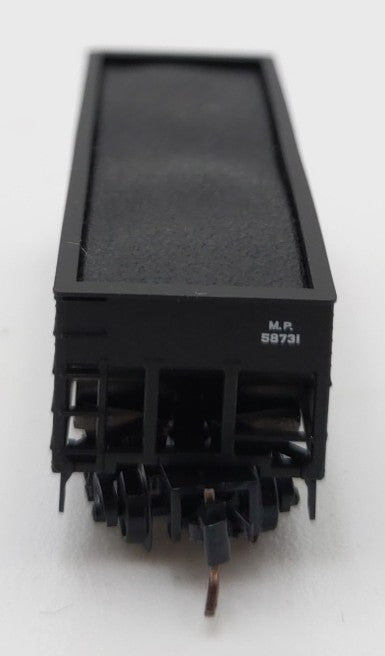 Micro-Trains 53300091 Z MP 33' 2-Bay Offset-Side Open Hopper w/Load #58731 LN/Box