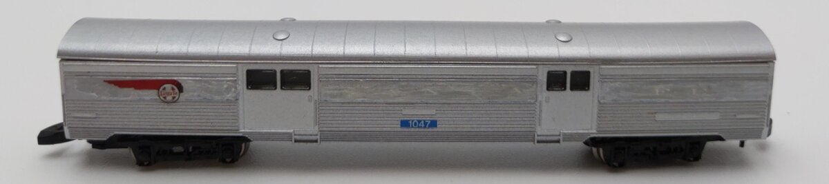 Marklin Z Scale Santa Fe Passenger Baggage Car #1047