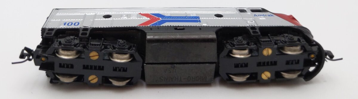Micro-Trains 98001180 Z Scale Amtrak F7 Powered A Unit Diesel Locomotive #100 EX/Box