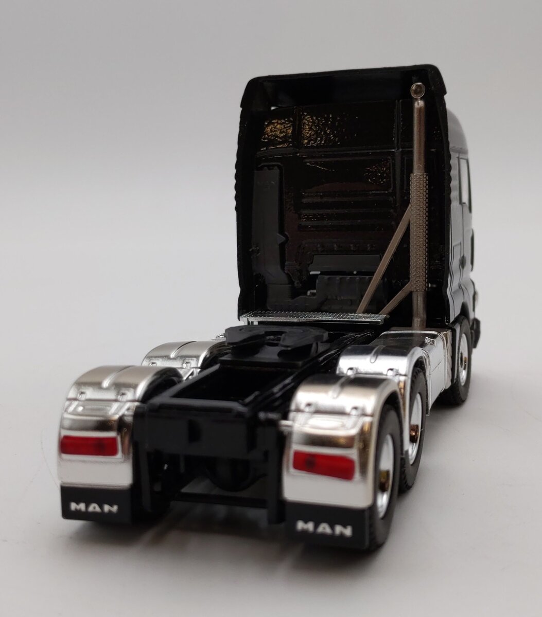 Conrad 66004 1:50 Scale MAN TGA Trucknology Delivers Tractor LN/Box