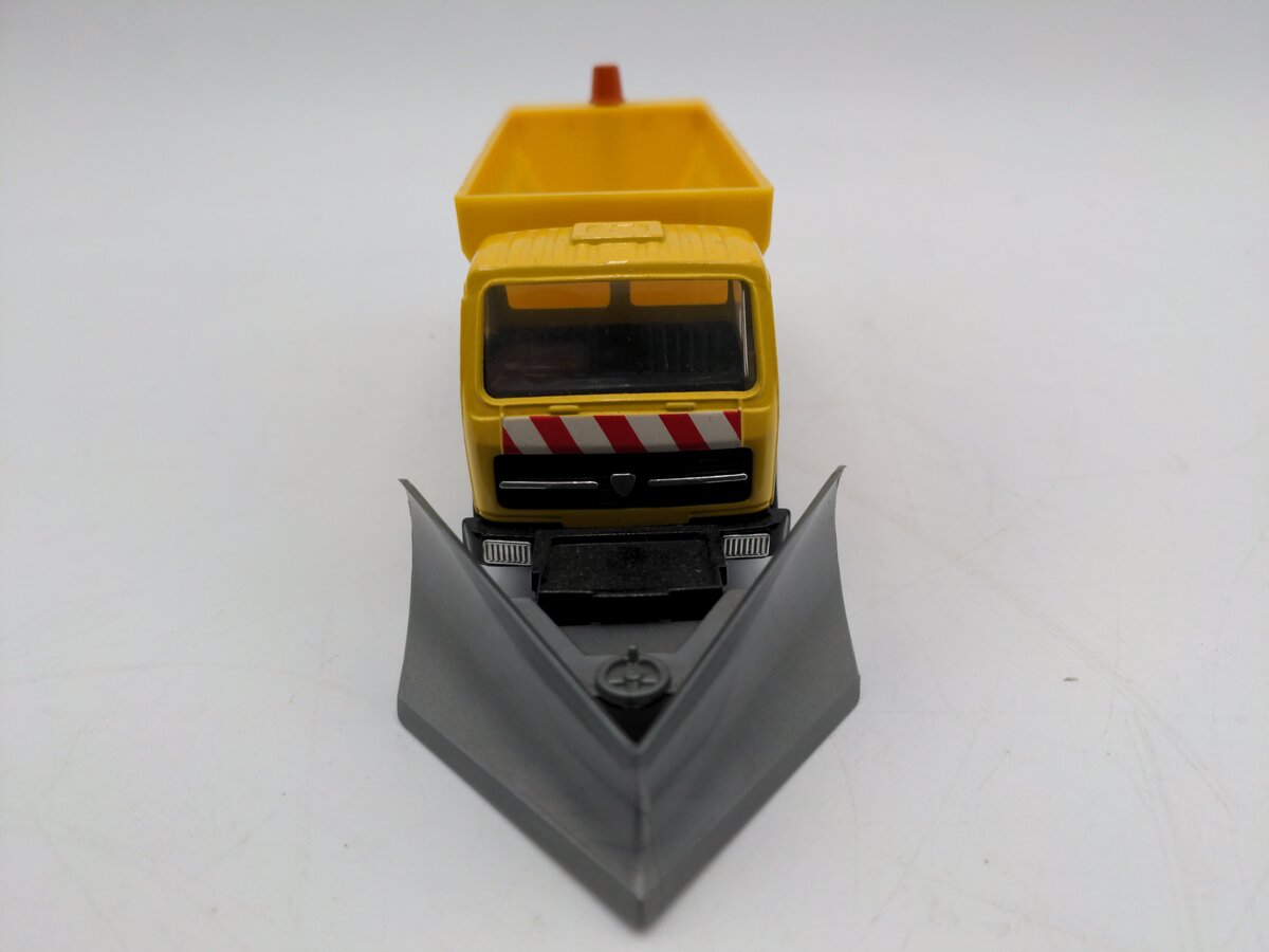 Corgi 6076 Dump Truck w/Removeable Plow LN