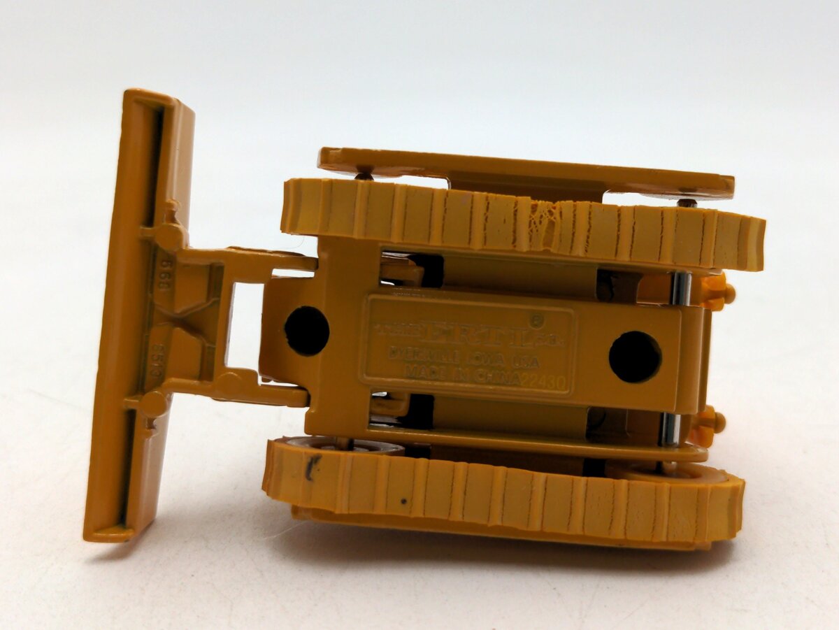 Ertl 22430 1:50 Scale John Deere Dozer EX