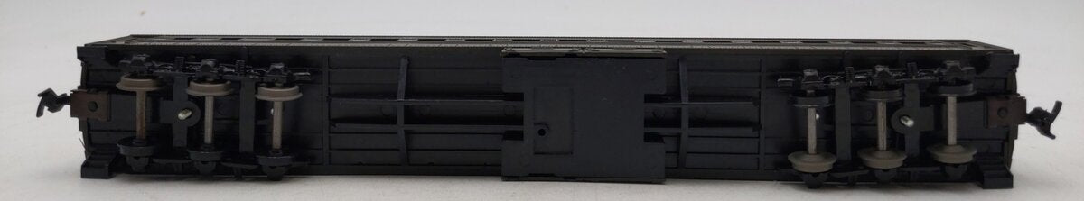 Athearn 1852 HO New York Central Standard Round Roof Coach #403 LN/Box