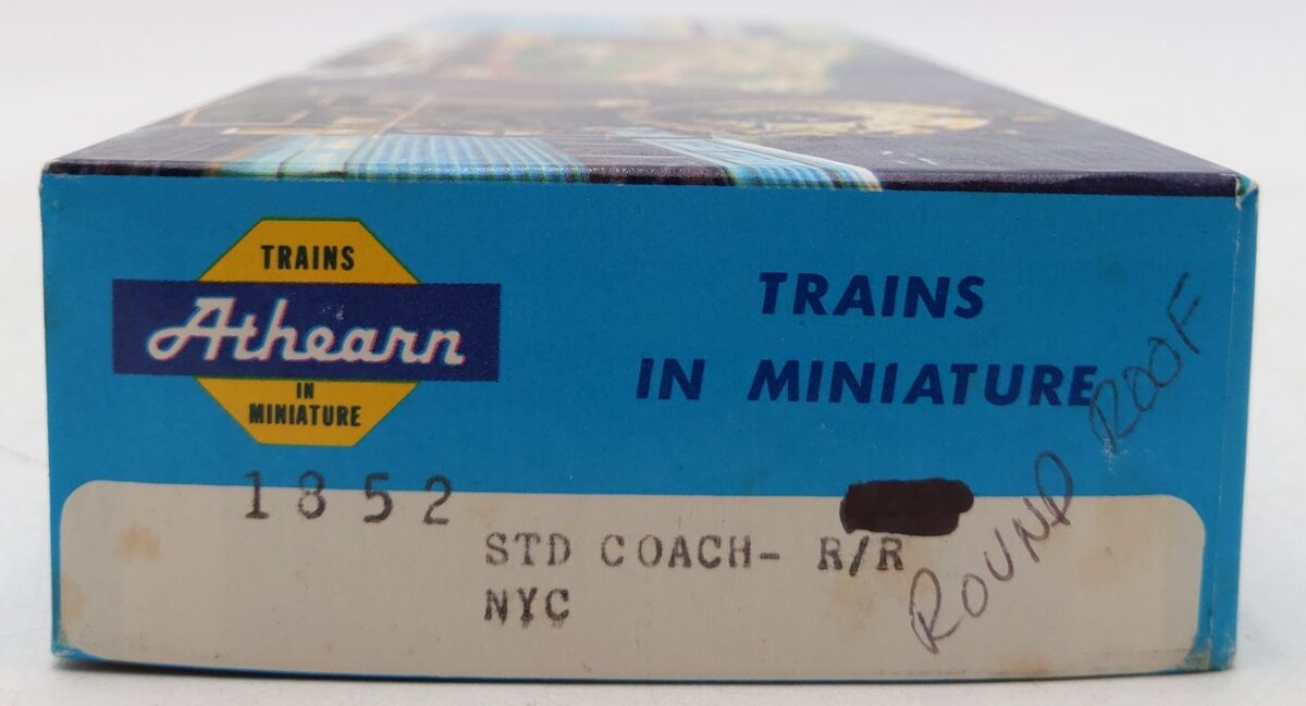 Athearn 1852 HO New York Central Standard Round Roof Coach #403 LN/Box