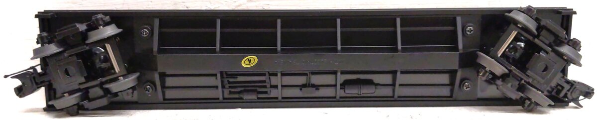 MTH 20-95215 O Missouri Kansas & Texas Railway Flat Car Black with 40’ Trailer  EX/Box