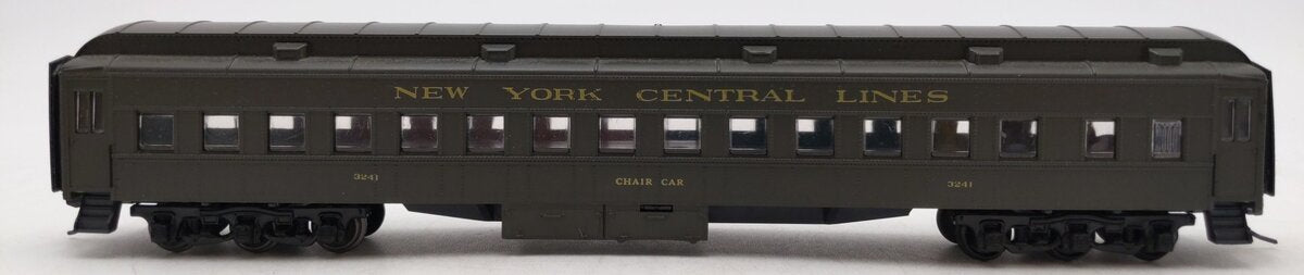 Athearn 1857 HO New York Central Standard Coach Car Kit #3241-Assembled LN/Box