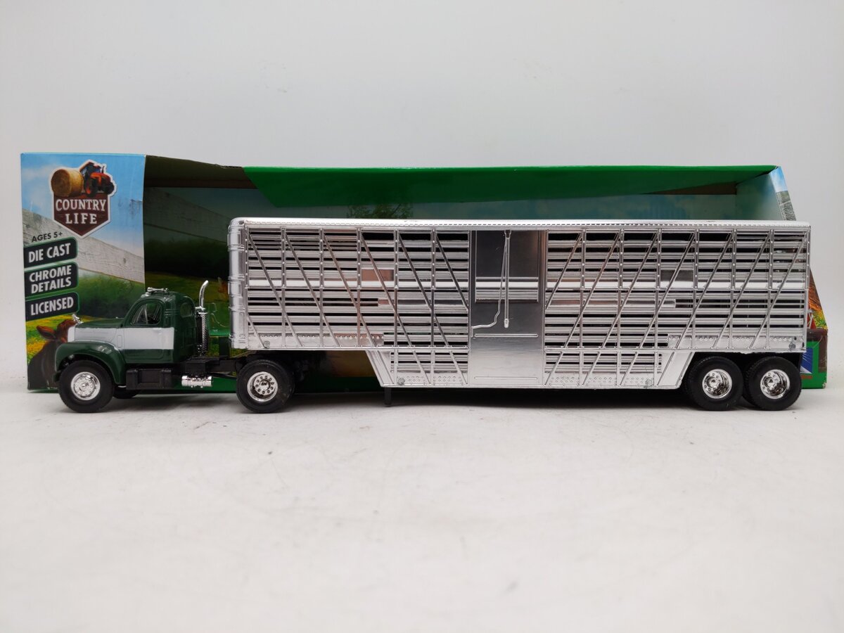 New-Ray SS-16116 1:43 1953 Mack B-61 Livestock Hauler EX/Box