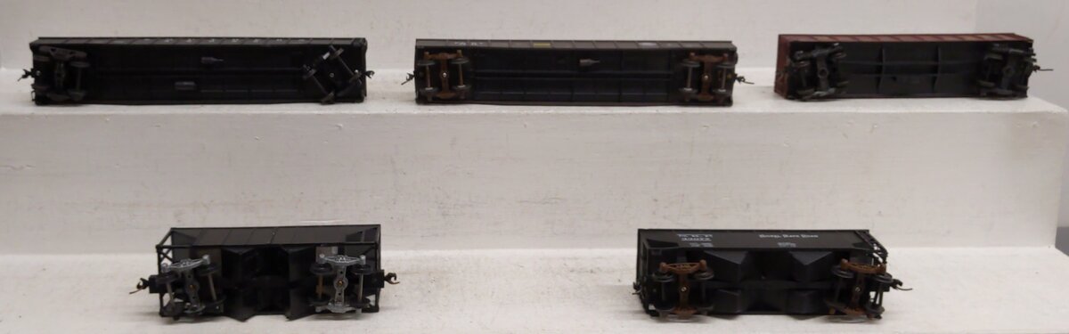 American Models & Other Assorted S Gauge Freight Cars [5] #52026 #7245 #6053 EX