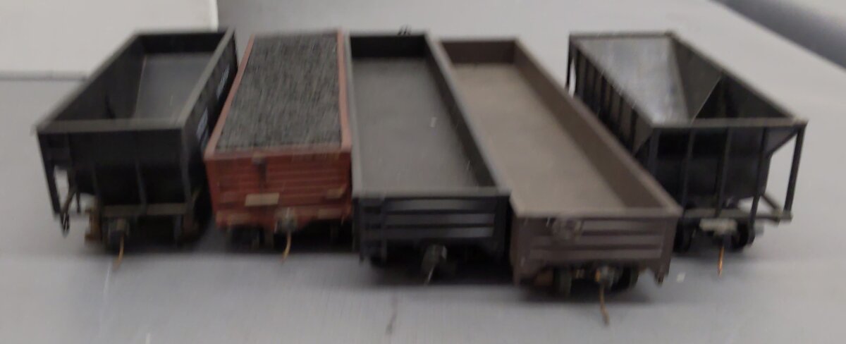 American Models & Other Assorted S Gauge Freight Cars [5] #52026 #7245 #6053 EX