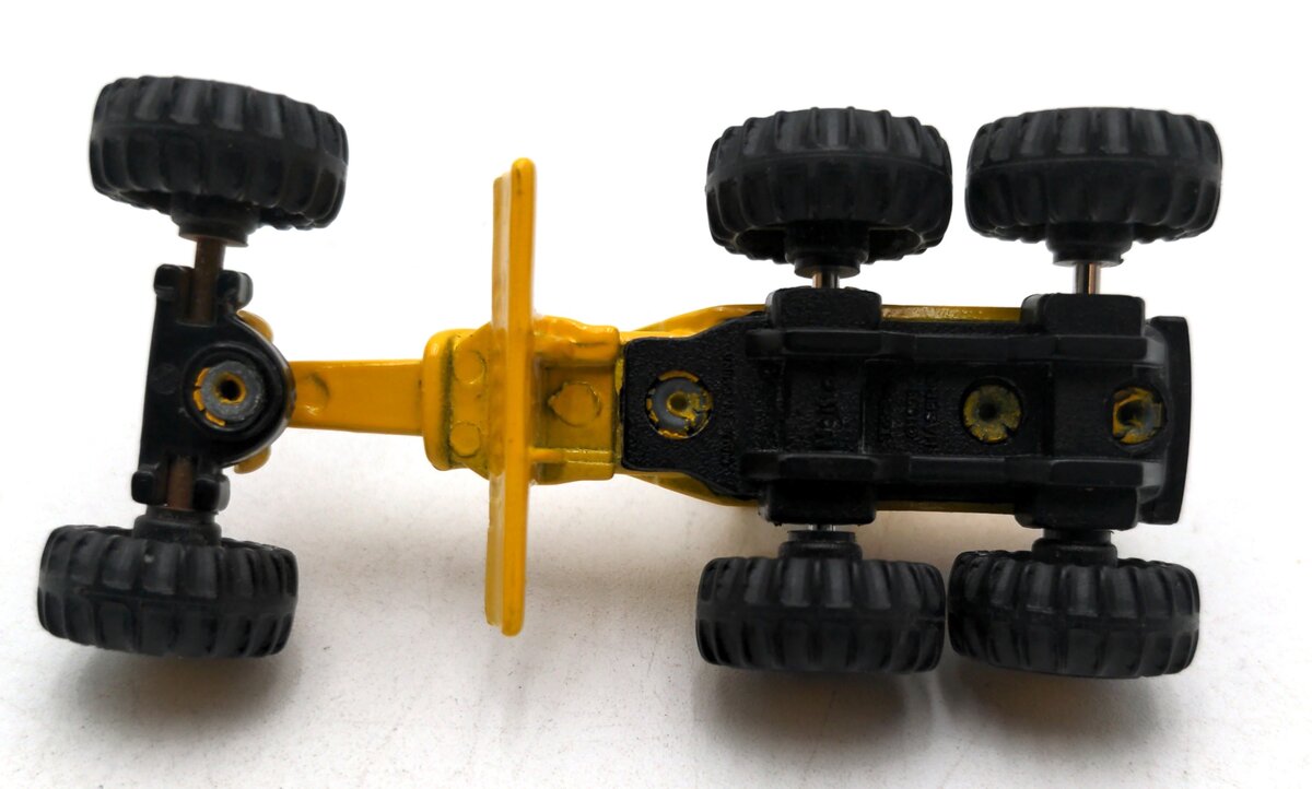 Maisto 1230 1:64 Scale Tonka 1998 Yellow Mighty Road Grader VG