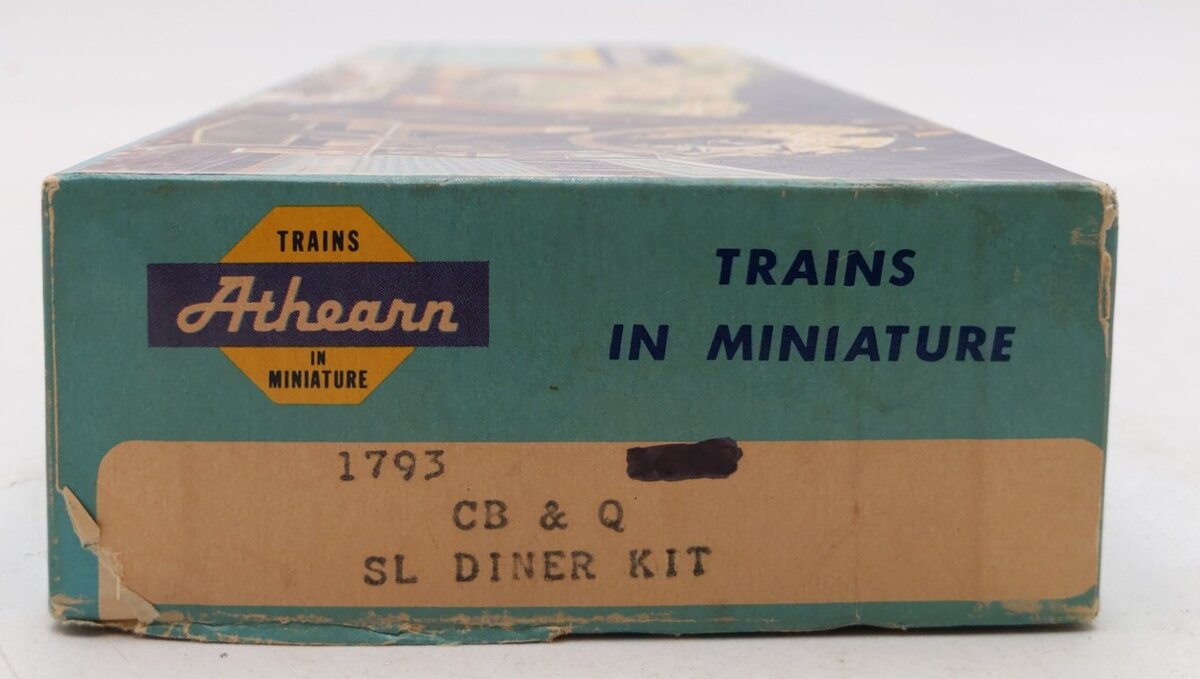 Athearn 1793 HO Burlington Streamlined Diner Car Kit #2517-Assembled LN/Box