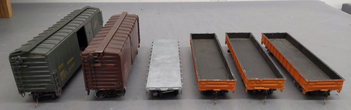 Assorted S Gauge Custom Freight Cars [6] #96754 #68040 EX