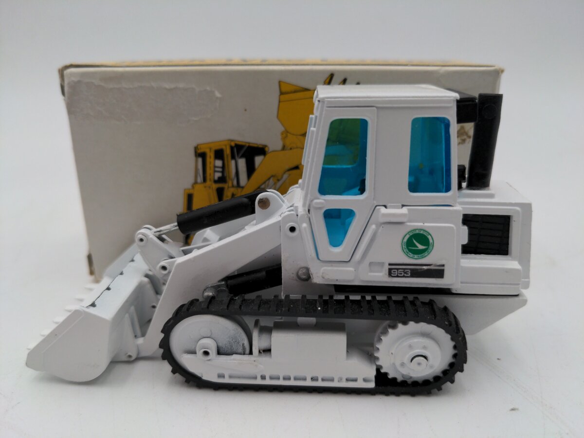 NZG 223 1:50 Caterpillar 953 Track-Type Loader/Box