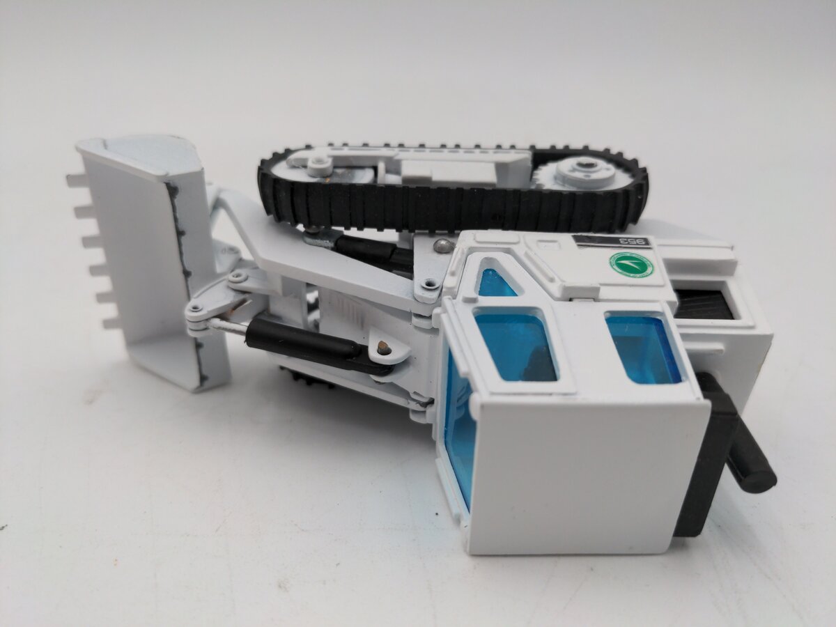 NZG 223 1:50 Caterpillar 953 Track-Type Loader/Box