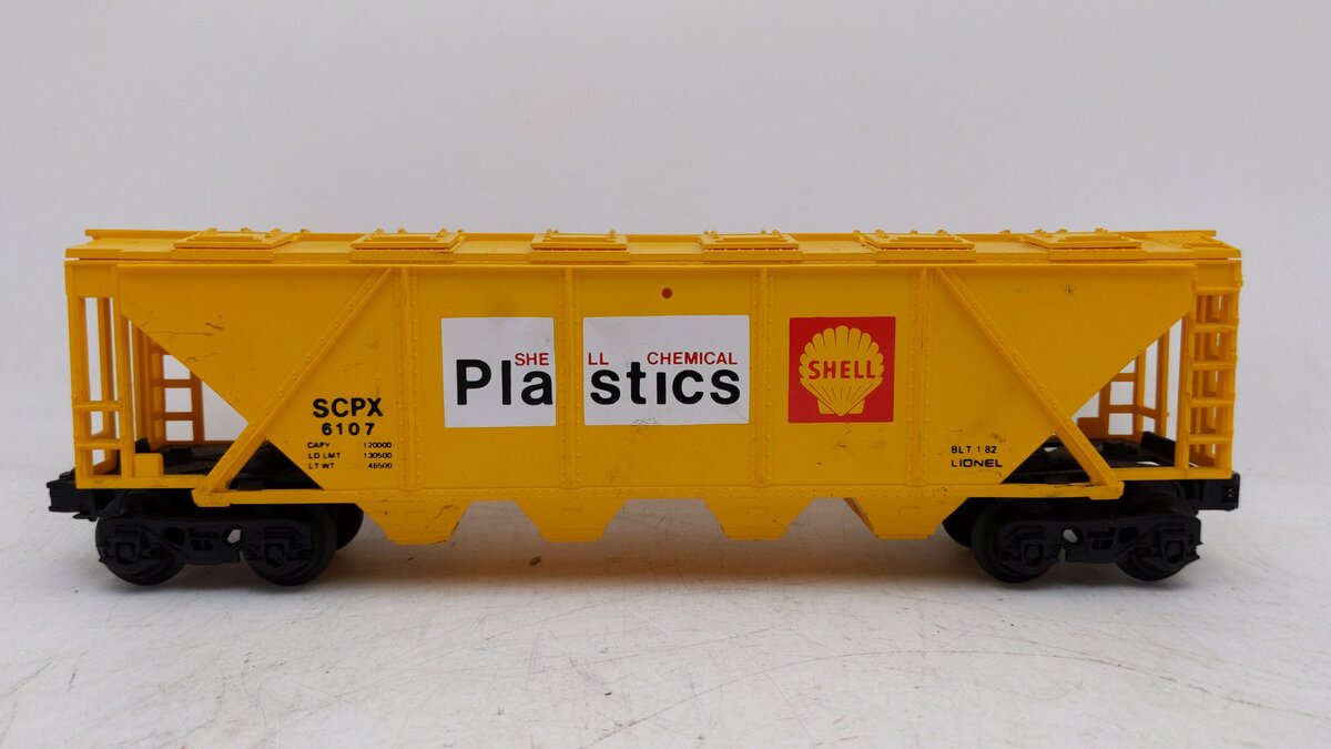 Lionel 6-6107 O Gauge Shell 4-Bay Covered Hopper EX