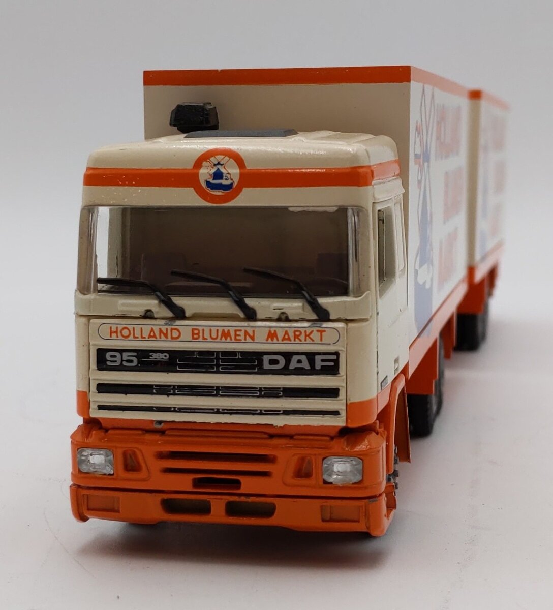 Tekno 1:50 Scale DAF 95 tandem truck and trailer Holland Blumen Markt LN/Box