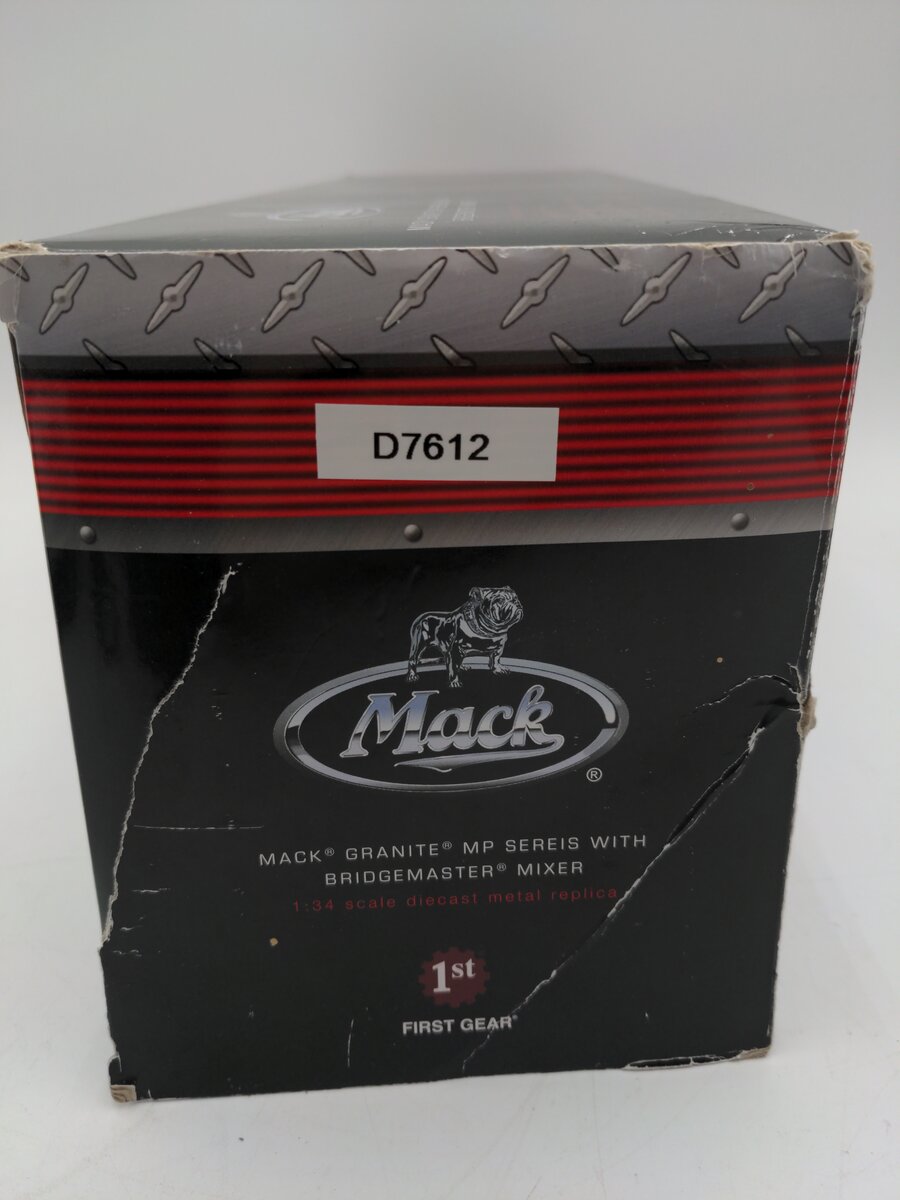 First Gear 10-3931 1:34 Mack Granite MP with McNeilus Bridgemaster Mixer LN/Box