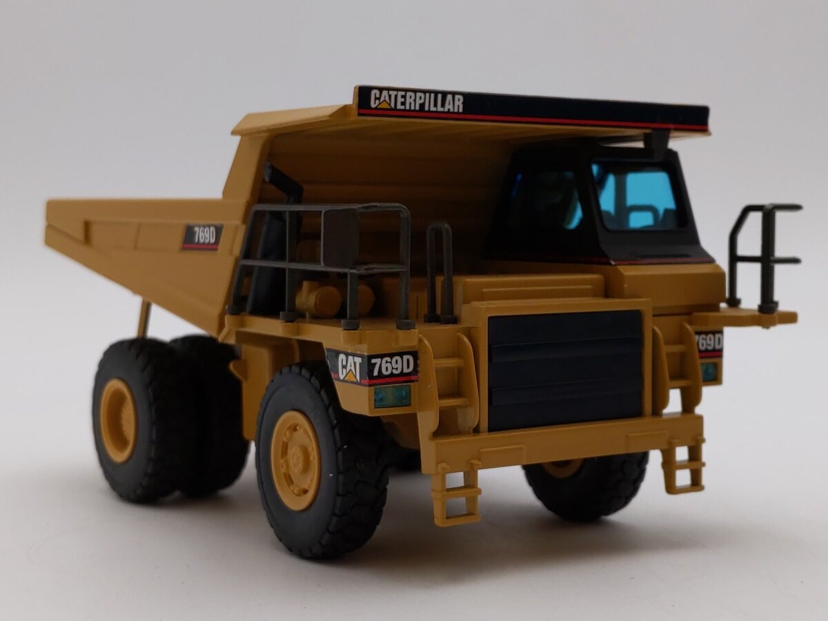 NZG 1:50 Caterpillar Cat 769D Off-Highway Truck NIB