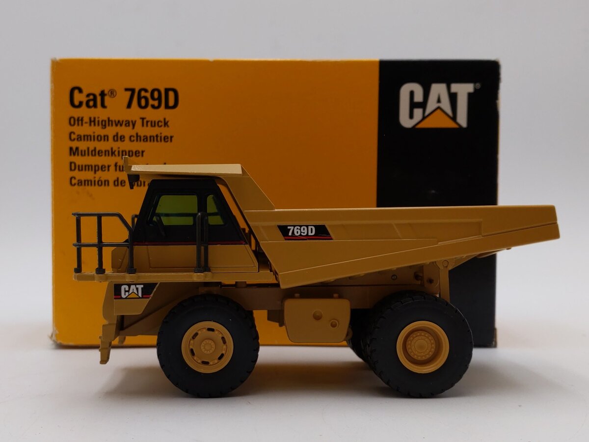 NZG 1:50 Caterpillar Cat 769D Off-Highway Truck NIB
