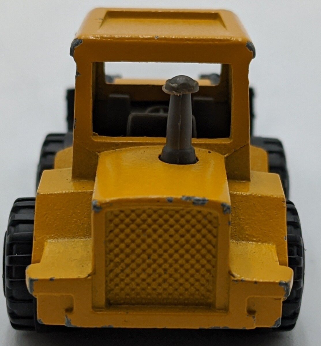Majorette 263 1:87 Tracto-Pelle Rubber Tire Loader Yellow