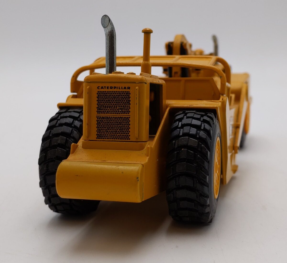 NZG 1:50 Scale #126 Caterpillar 627 Wheel Scraper O/C LN