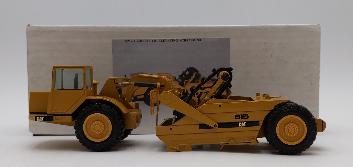 NZG 1:50 Scale #260 Caterpillar Elevating Scraper N/C EX