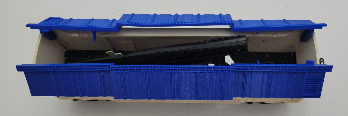 Lionel 3665 Vintage O Minuteman Missile Launching Car