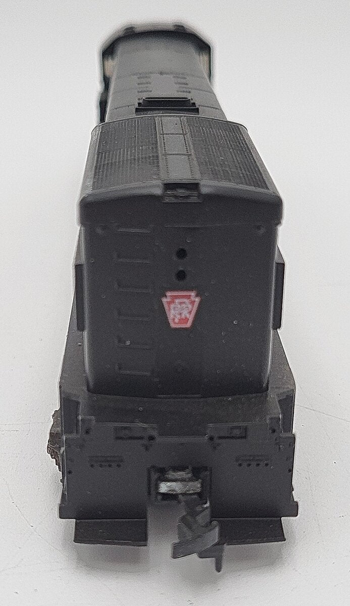 Athearn 3463 HO Scale Pennsylvania U30C Powered Diesel Locomotive #6539 VG