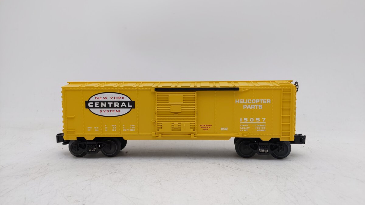Lionel 6-30156 O New York Central Helicopter Parts Boxcar #15057 EX